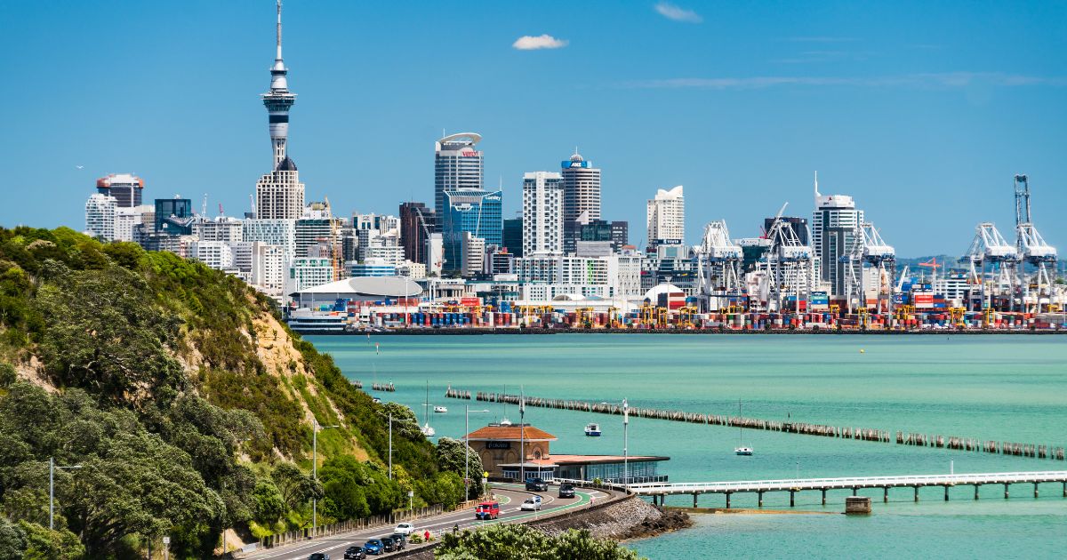 So sánh giữa Auckland và Wellington